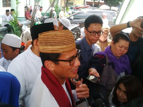 Anies-Sandi Ajak Pelaku Ekonomi Kreatif Bantu Ciptakan Lapangan Kerja