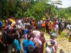 Hendak Menjala Ikan, Mamat Kaget Temukan Mayat Perempuan di Pinggir Sungai