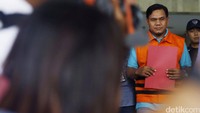Uang haram sebesar Rp 70 juta disita KPK dari Yudhy yang diduga berasal dari Hartoyo selaku Direktur PT Otoda Sukses Mandiri Abadi (OSMA) Group. Namun Hartoyo masih diburu KPK dan berstatus sebagai buronan.