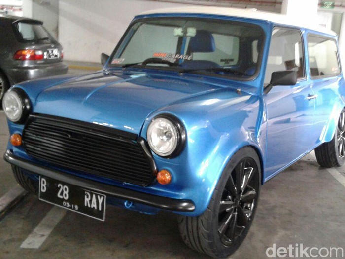 Mobil MINI Klasik yang Bergaya Modern