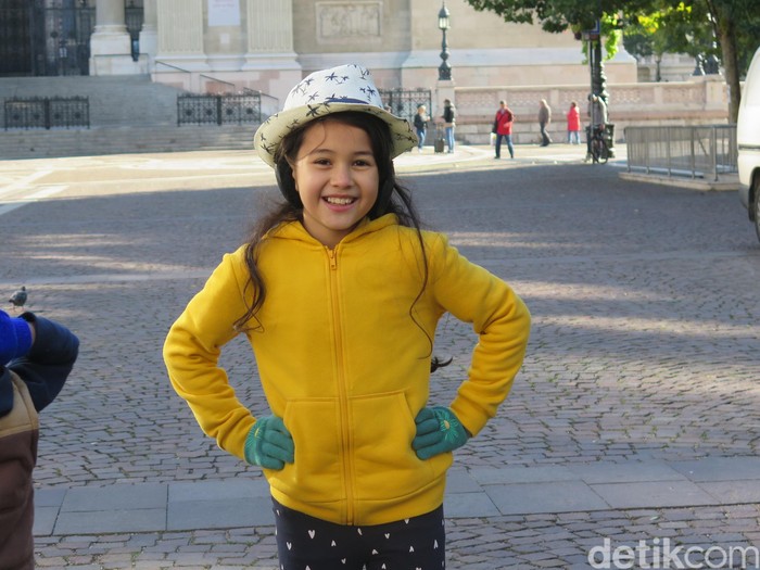 Sandrina Michelle, Artis Cilik yang Curi Perhatian di SYTD2