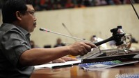 Rapat tersebut dipimpin oleh Wakil Ketua Komisi IV, Herman Khaeron.