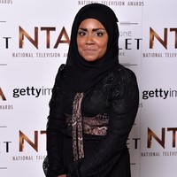 Nadiya Hussain terkenal setelah keluar sebagai juara masak di kontes populer Inggris Great British Bake Off 2015. Ia juga pernah dipercaya membuatkan kue ulang tahun untuk Ratu Elizabeth II pada 2016. Foto: Getty Images
