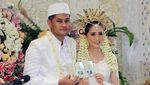Momen Bahagia di Pernikahan Ryana Dea dan Puadin Redi
