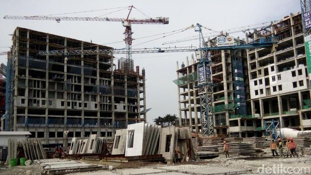 Eric Thohir Tinjau Proyek Wisma Atlet Kemayoran