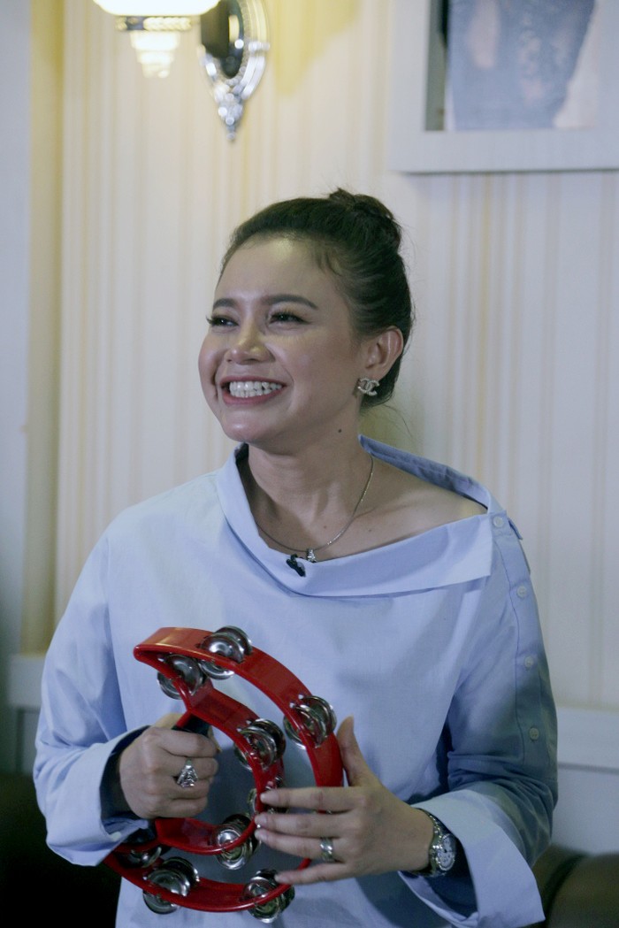 Hari Ini! detikHOT Live Streaming Karaokean Bareng Rossa