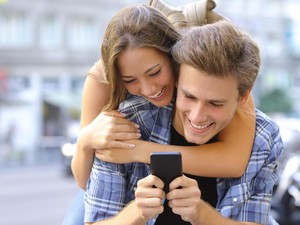 Solusi untuk Pasangan LDR yang Sulit Berkomunikasi