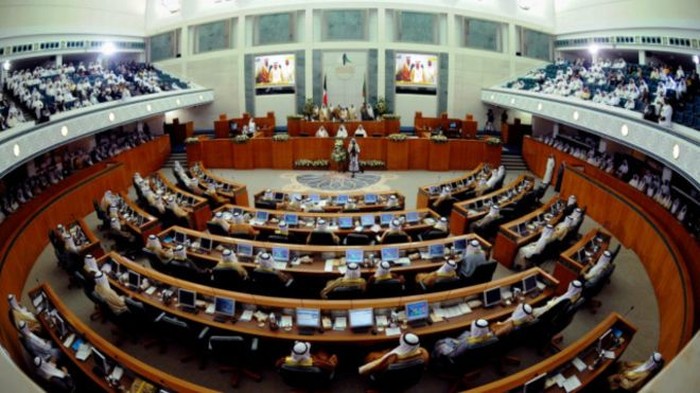 Kuwait Bubarkan Parlemen dan Kabinet Mengundurkan Diri