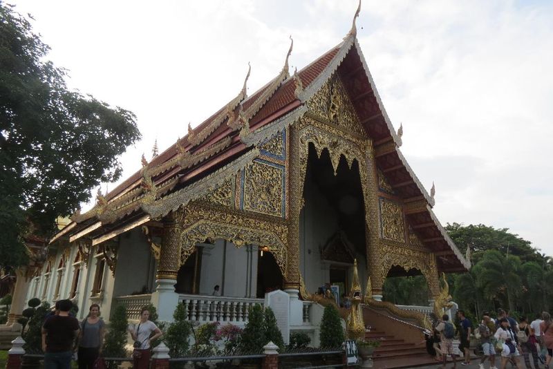 Vihara Wat Phra Singh Chiang Mai Vihara Wat Phra Singh yang cantik di Chiang Mai