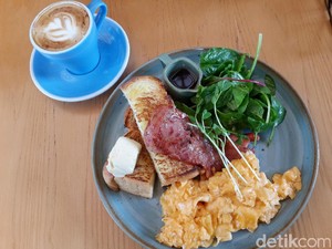 Maple and Oak: Bersantai dengan Maple Butter Brioche dan Cappucino Hangat di Kafe Mungil