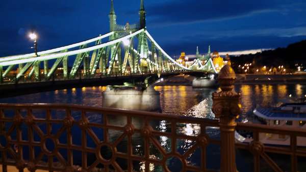 Keindahan dan Romantisme Budapest di SYTD 2 Keindahan dan Romantisme Budapest di SYTD 2
