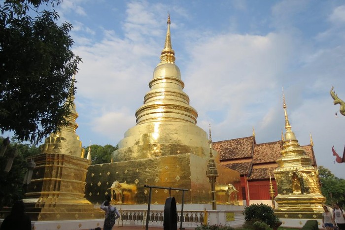 Rugi Kalau Tak Datang ke Vihara Paling Cantik di Chiang Mai