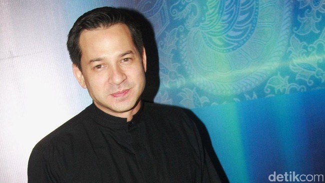 Sama Seperti Valentino, Artis-artis Ini Juga Alami Kecelakaan Moge Sama Seperti Valentino, Artis-artis Ini Juga Alami Kecelakaan Moge
