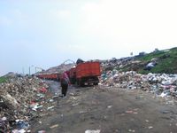 Ilustrasi suasana di TPST Bantargebang
