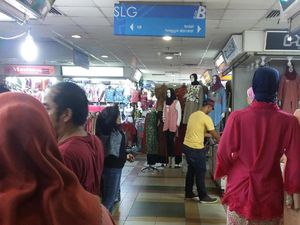 Dari 10 Pedagang di Tanah Abang, Hanya Dua yang Bayar Pajak