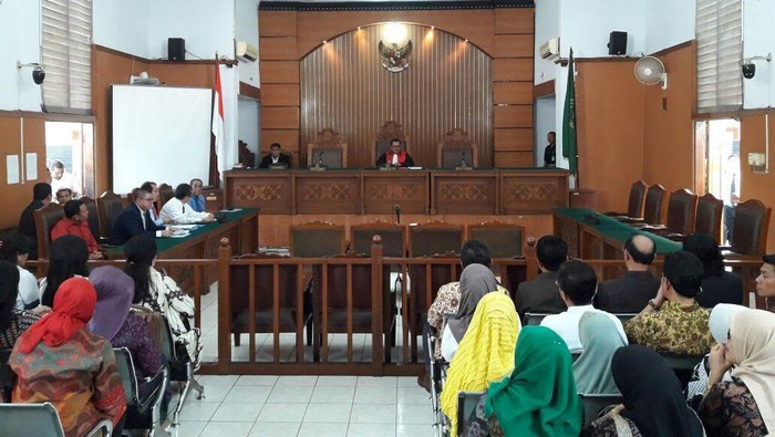 Pihak KPK Tidak Hadir, Praperadilan Irman Gusman Ditunda