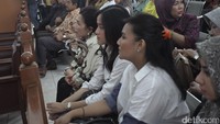 Sidang praperadilan ini digelar di PN Jakarta Selatan, Selasa (18/10/2016).