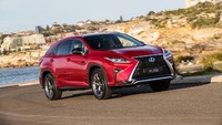 Mobil mewah Lexus RX juga menjadi selera Messi. Foto: Pool (Autoevolution)