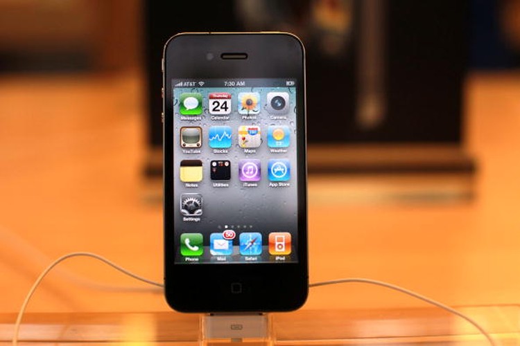 iPhone 4 iPhone 4