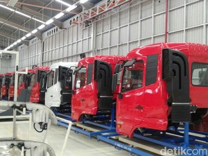 Produksi 1 Truk Quester Butuh 15 Jam