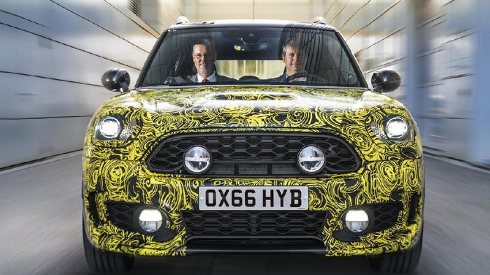 MINI Countryman Terbaru Bakal Makin Segar