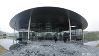 Hankook Technodome akan menjadi momentum penting bagi Hankook Tire untuk bergerak maju sebagai perusahaan ternama berskala global, ujar Vice Chairman dan CEO of Hankook Tire Seung Hwa Suh.  Foto: Okta Marfianto