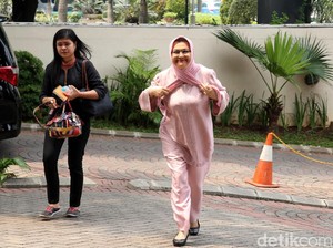 Kondisi Denada dan Sederet Hal yang Buat Hati Emilia Contessa Hancur