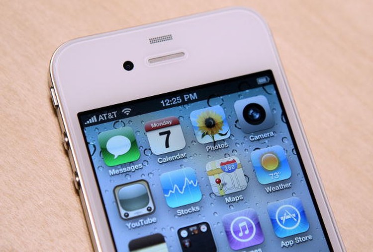 iPhone 4 iPhone 4