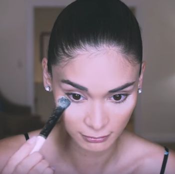 Miss Universe 2015 Beri Tutorial Makeup Untuk Kontes Kecantikan