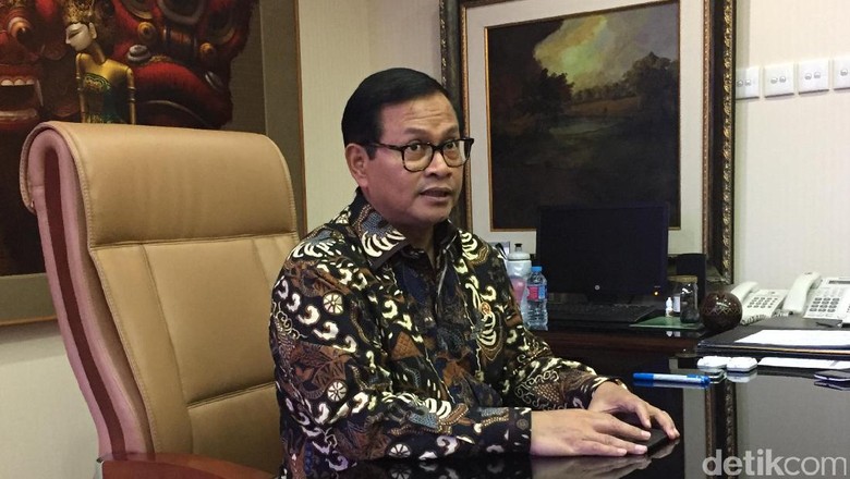 Seskab: Menteri Jokowi-JK Solid, Tahun Politik Diharapkan Stabil Seskab: Menteri Jokowi-JK Solid, Tahun Politik Diharapkan Stabil
