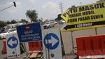 Perlintasan KA Pasar Senen Ditutup