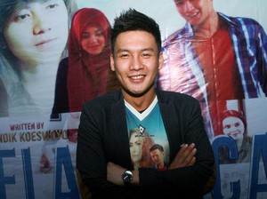 Sandy Tumiwa Diterpa Kabar Cerai, Fendy Chow Batal Nikah