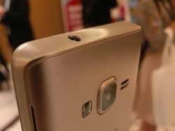 Samsung Z2, Smartphone Tizen Rp 900 Ribu