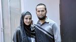 Teuku Wisnu dan Shireen Sungkar Serasi dalam Busana Abu-abu