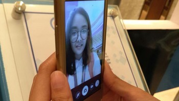 Untuk ukuran ponsel entry level, Z2 dibanderol dengan harga yang lumayan. Samsung menghargai ponsel ini di angka Rp 900 ribu. Foto: yud/detikcom