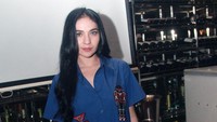 Inilah penyanyi baru Yuniza Icha yang menghebohkan karena dadanya diremas Dera Siagian (jebolan Indonesian Idol). Foto: Gus Mun/detikHOT