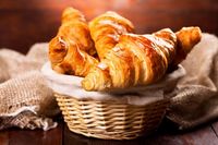 Croissant Panggang Nutella Enak Buat Sarapan atau Ngemil