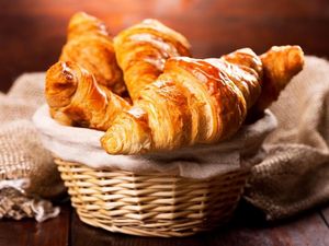 Yummy! Ini 5 Bakery yang Punya Croissant Terbaik di Paris