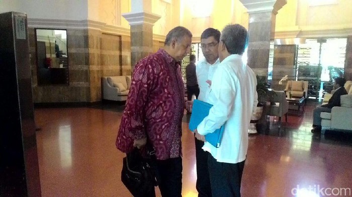 Jonan Panggil Dirut PLN, Bahas Proyek 35.000 MW