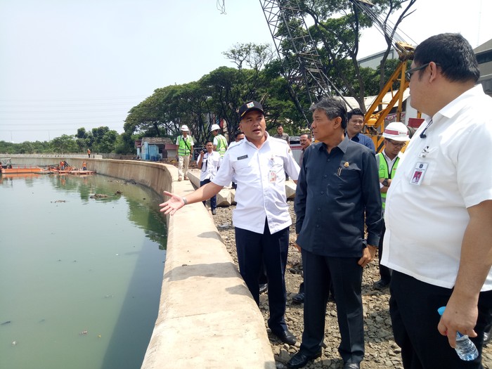 Cek Proyek Cegah Banjir di Sunter, Kajati DKI: Pengerjaannya Sudah Bagus