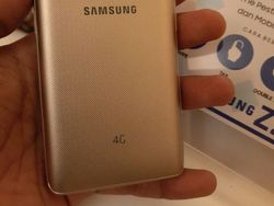Samsung Z2, Smartphone Tizen Rp 900 Ribu