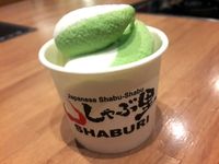 Shaburi: Daging Wagyu Australia Makin Enak Dicelup dengan Kaldu <i>Chicken Collagen Paitan</i> yang Gurih
