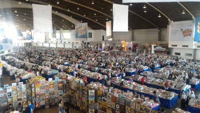 Ribuan Orang Tumplek di Big Bad Wolf Buru 2 Juta Buku