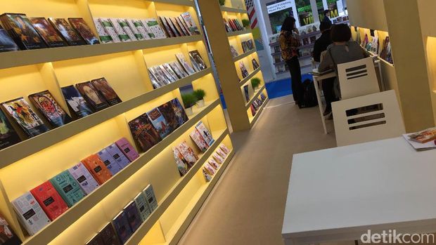  Hak Terjemahan Novel 'Gadis Kretek' Dibeli Penerbit Inggris