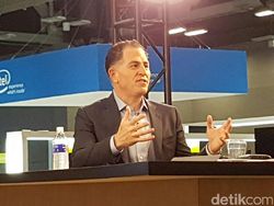 Mereka Raup Harta Triliunan Tanpa Gelar Sarjana