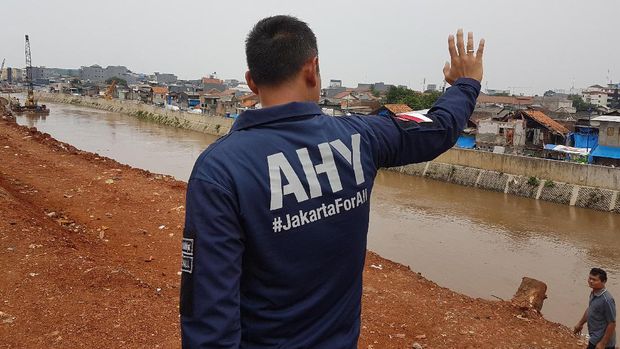 Agus Yudhoyono di Bukit Duri