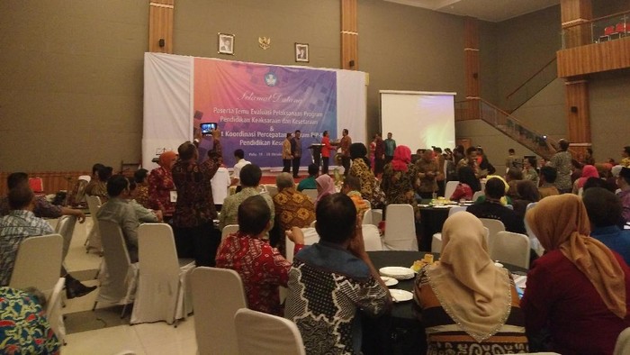 Kemdikbud Kumpulkan Kadisdik Se-Indonesia untuk Percepat Distribusi KIP