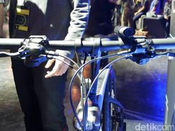 Gebrakan Sepeda Android & Mobil Tanpa Sopir LeEco