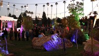 Namun disana Anda tak perlu takut kelaparan karena banyak stand makanan dan minuman yang tersedia. Jonathan Leibson/Getty Images for Cinespia/detikFoto.