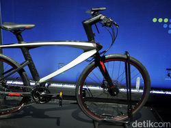 Gebrakan Sepeda Android & Mobil Tanpa Sopir LeEco